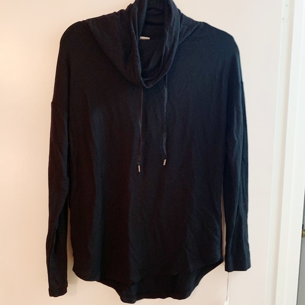 NWT black turtleneck sweater comfy cozy S